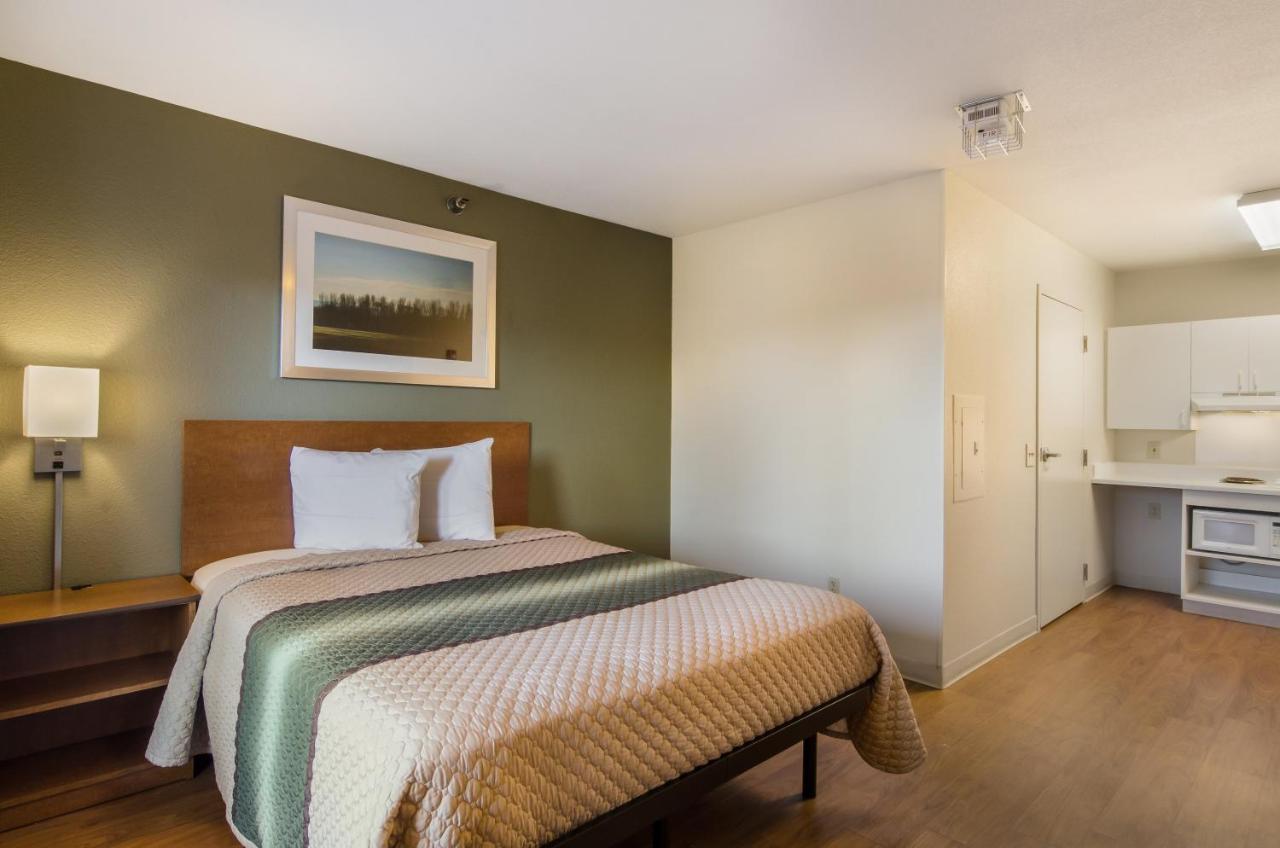 Hometowne Studios By Red Roof Denver - Glendale/ Cherry Creek Exteriér fotografie