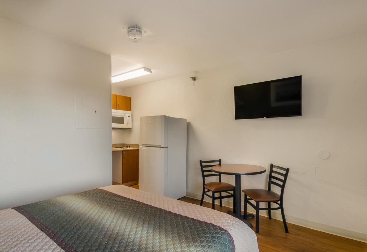 Hometowne Studios By Red Roof Denver - Glendale/ Cherry Creek Exteriér fotografie