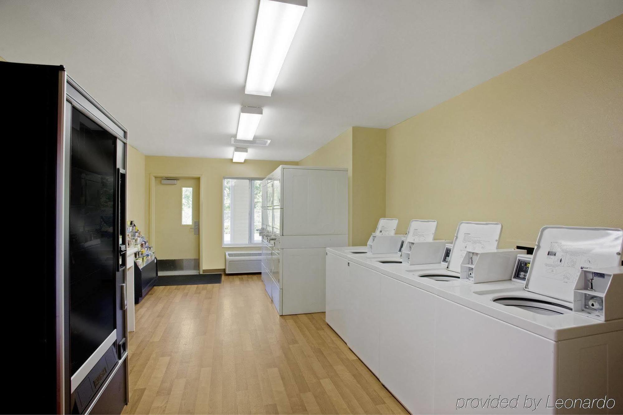 Hometowne Studios By Red Roof Denver - Glendale/ Cherry Creek Exteriér fotografie